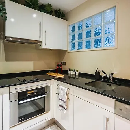 Apartment Cleo Keyweek With Terrace Sea Views Swimming Pool