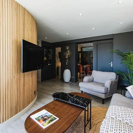Apartment Cleo Keyweek With Terrace Sea Views Swimming Pool Biarritz