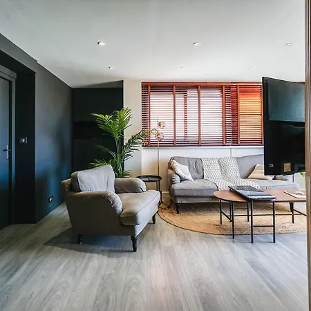 Apartment Cleo Keyweek With Terrace Sea Views Swimming Pool